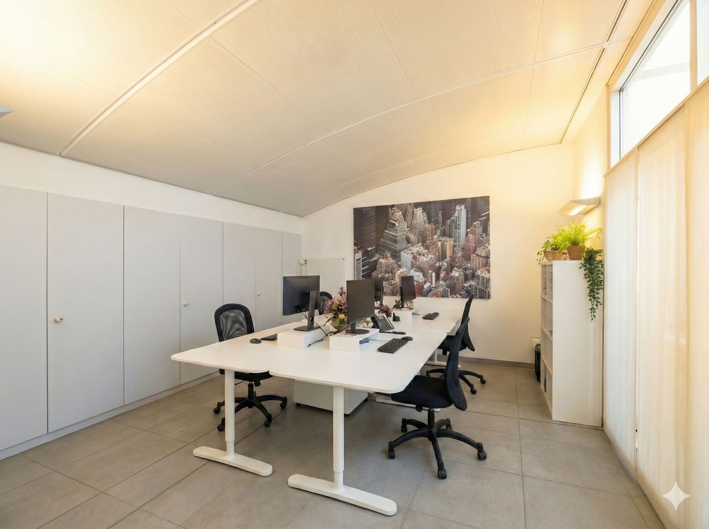 Office, Foto 1 von 6