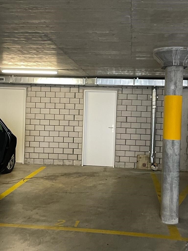 Posto auto sotterraneo, foto 2 di 3