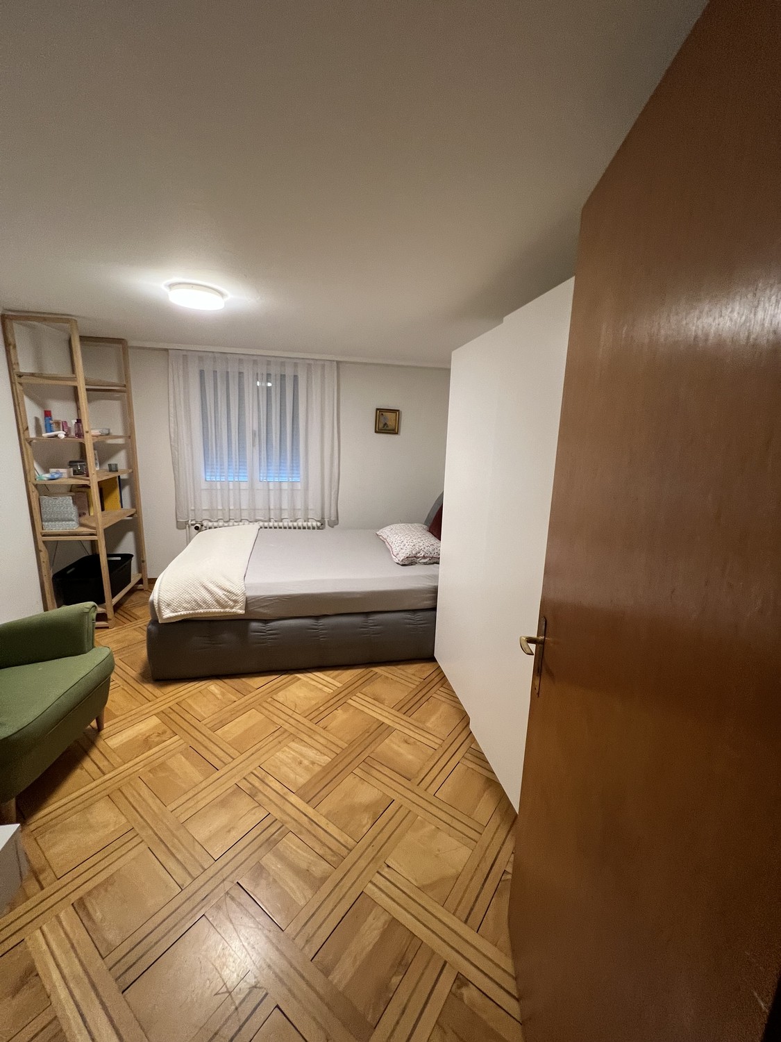 Room in a shared flat, foto 4 di 5