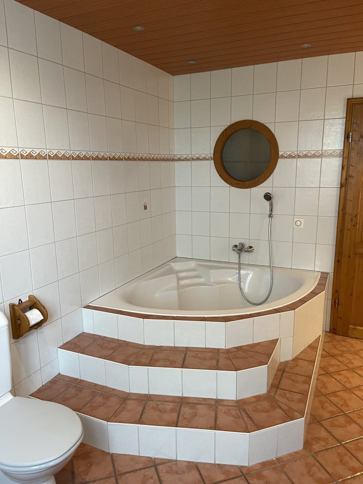 5-Zimmer-Wohnung, Foto 4 von 6