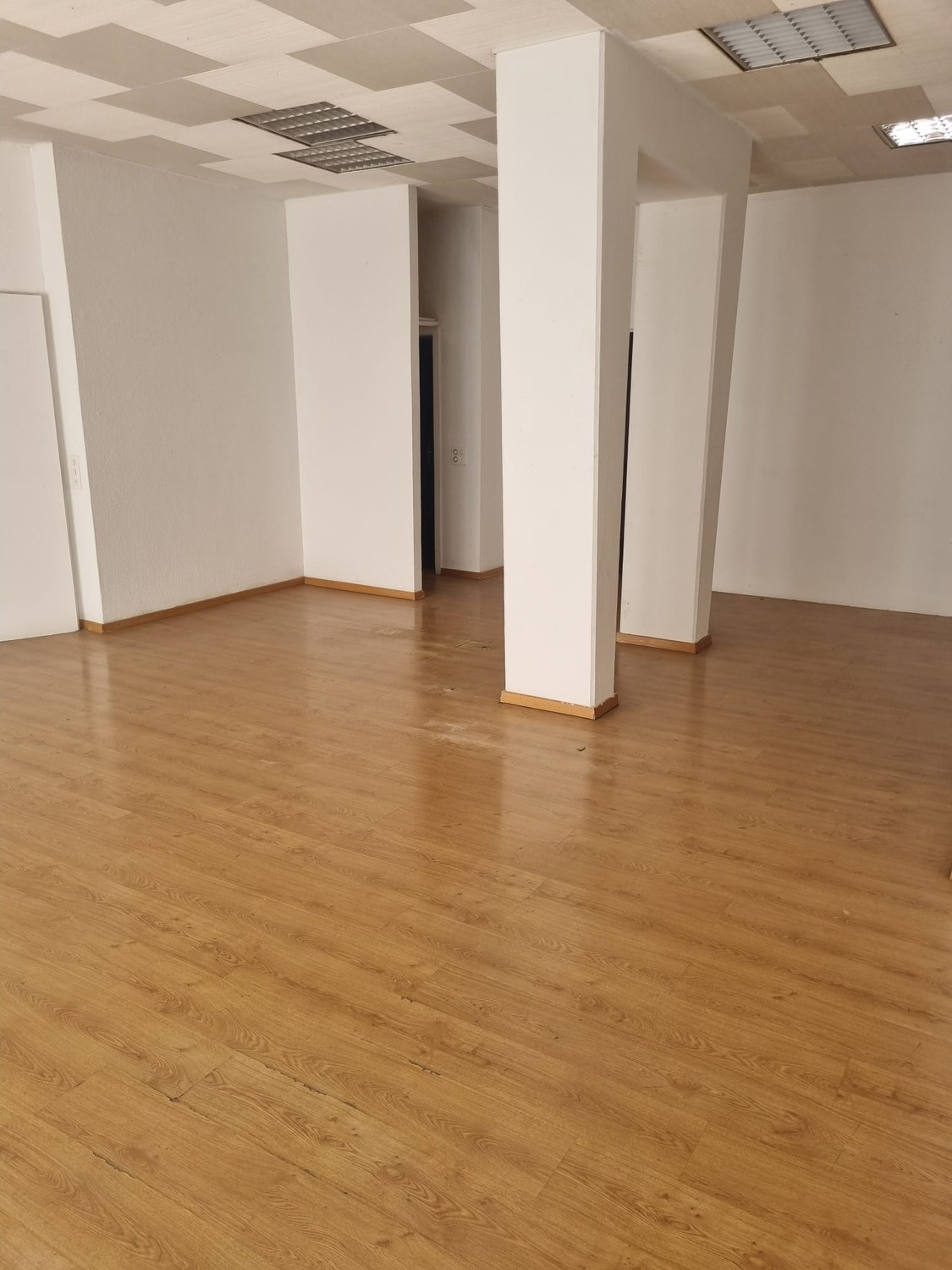 63m² commercial, Foto 3 von 6