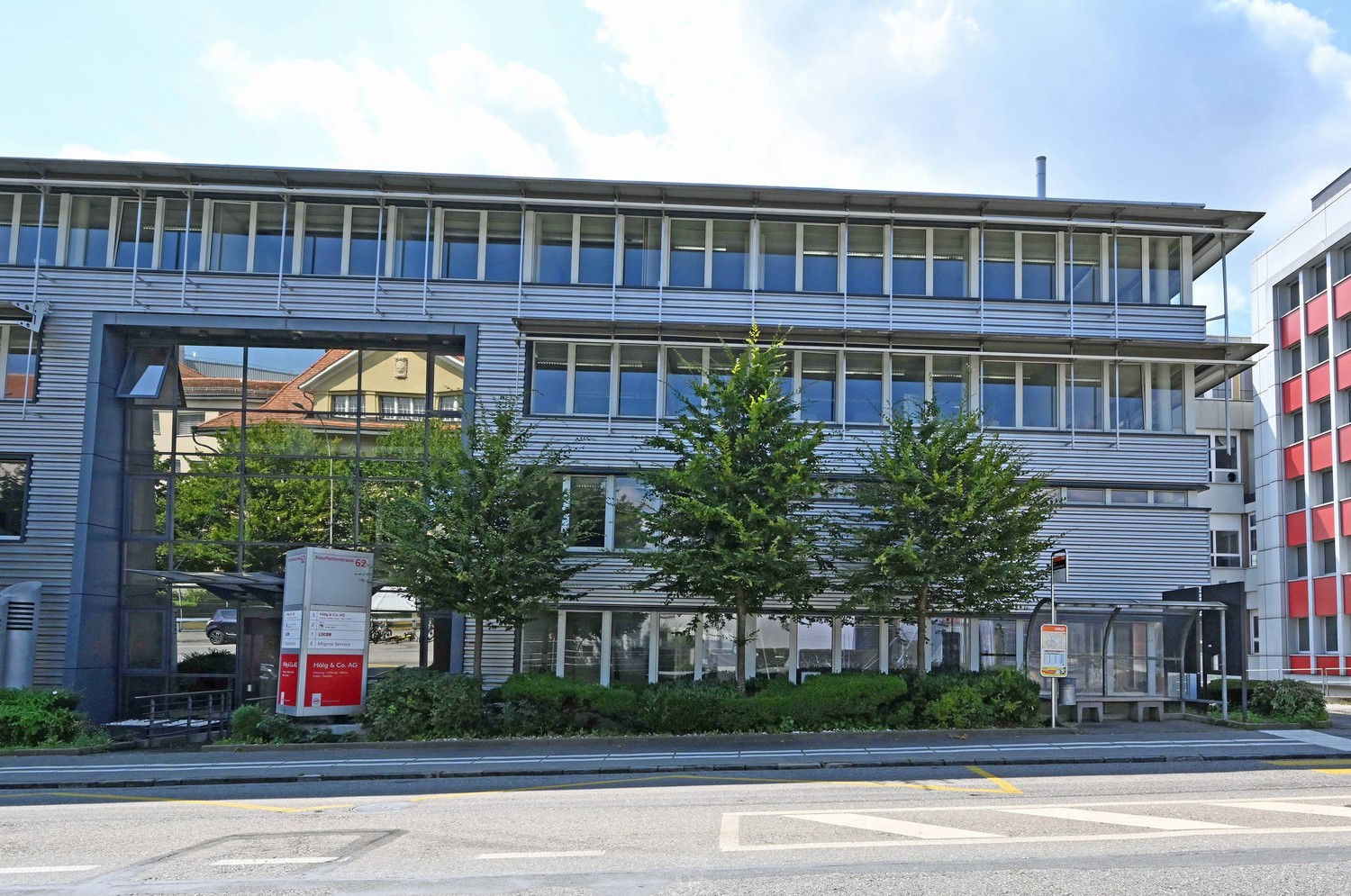1150m² commercial, photo 1 sur 3