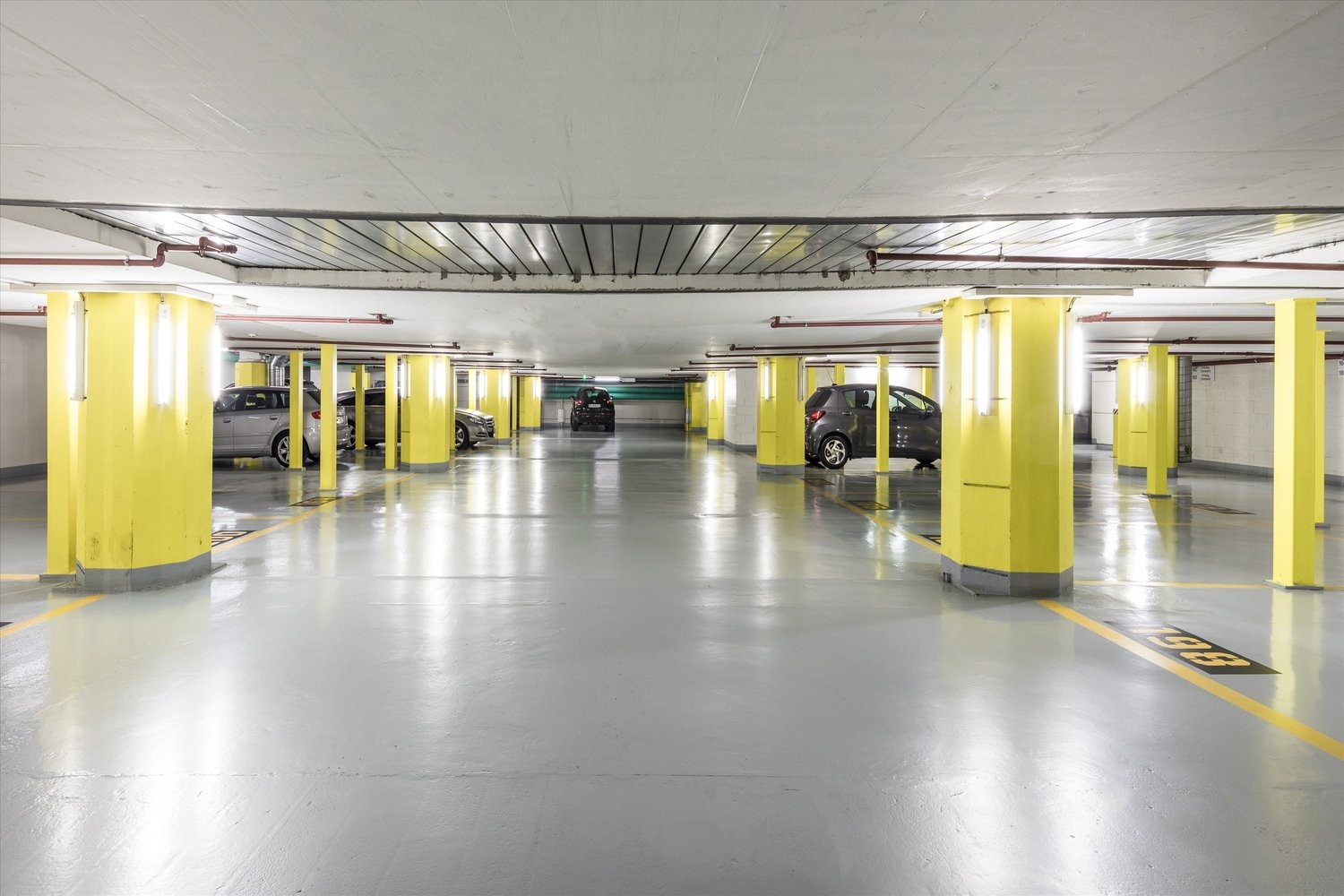 Tiefgaragenplatz, Foto 2 von 2