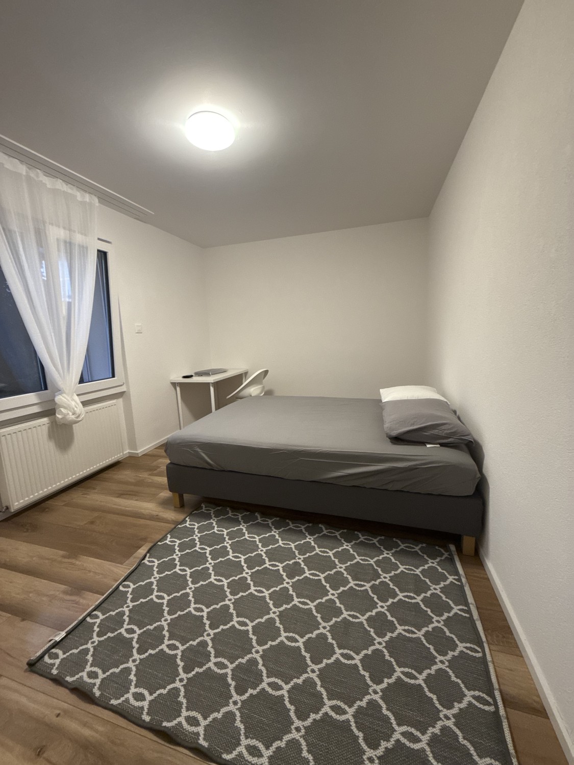 Zimmer in einer Wohngemeinschaft, Foto 2 von 6