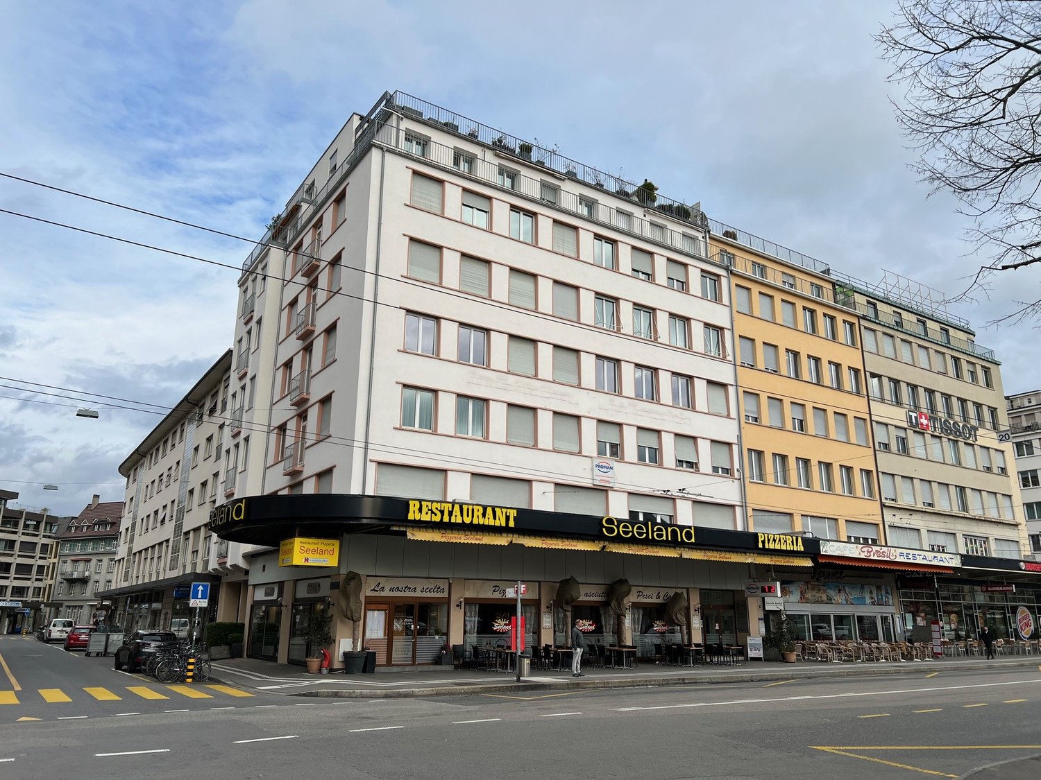 76m² office, foto 1 di 10
