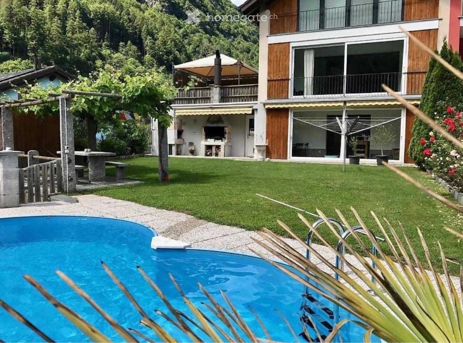 7-Zimmer-Einfamilienhaus, Foto 2 von 5
