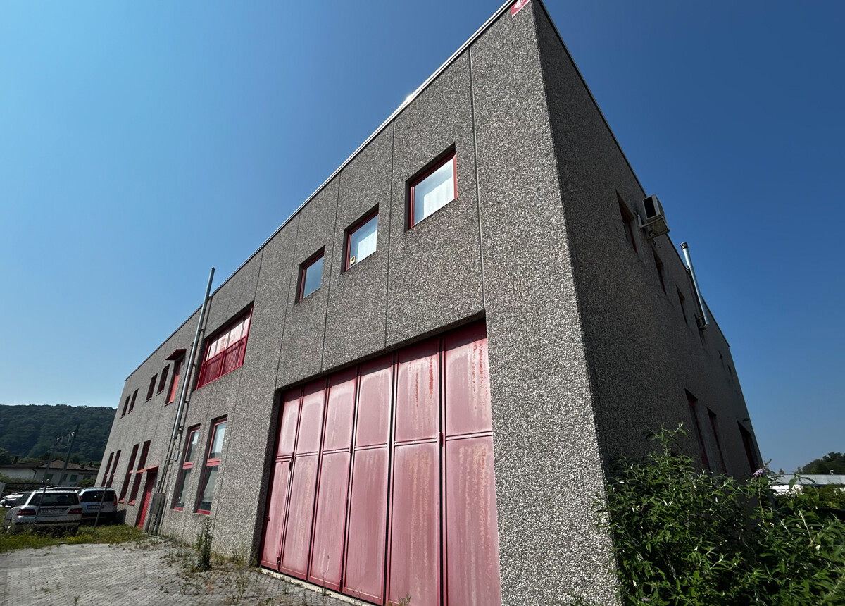 800m² de stockage, photo 3 sur 9