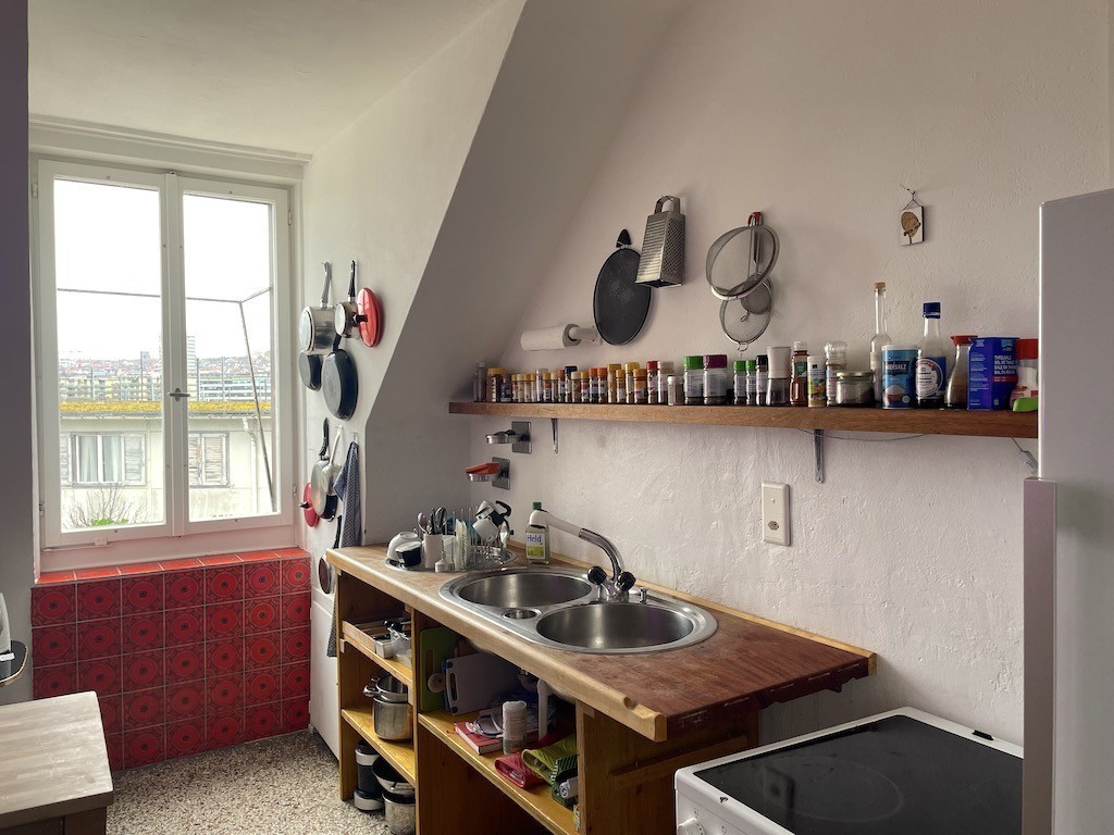 Chambre dans un appartement partagé