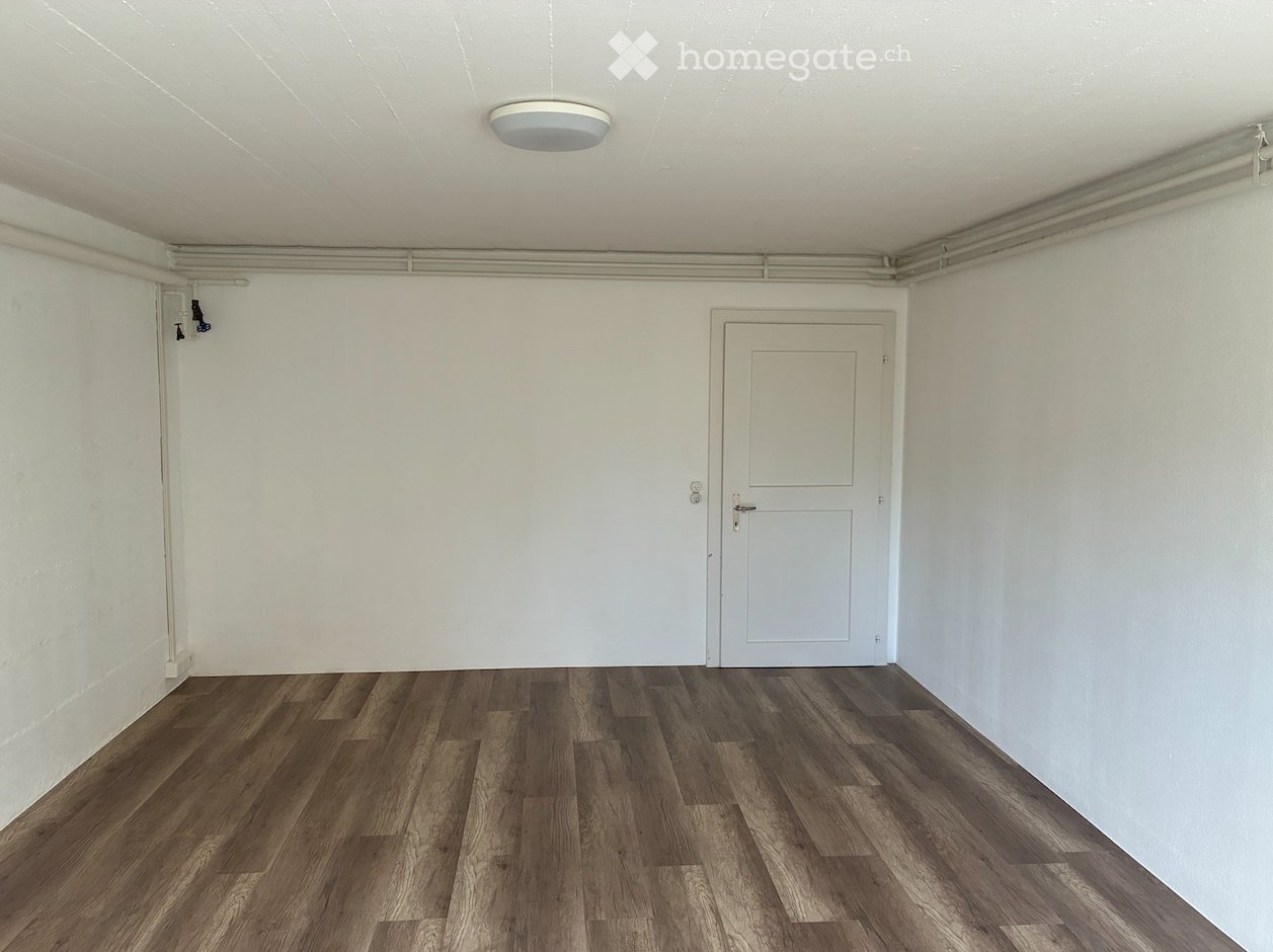 1 room apartment, Foto 2 von 2