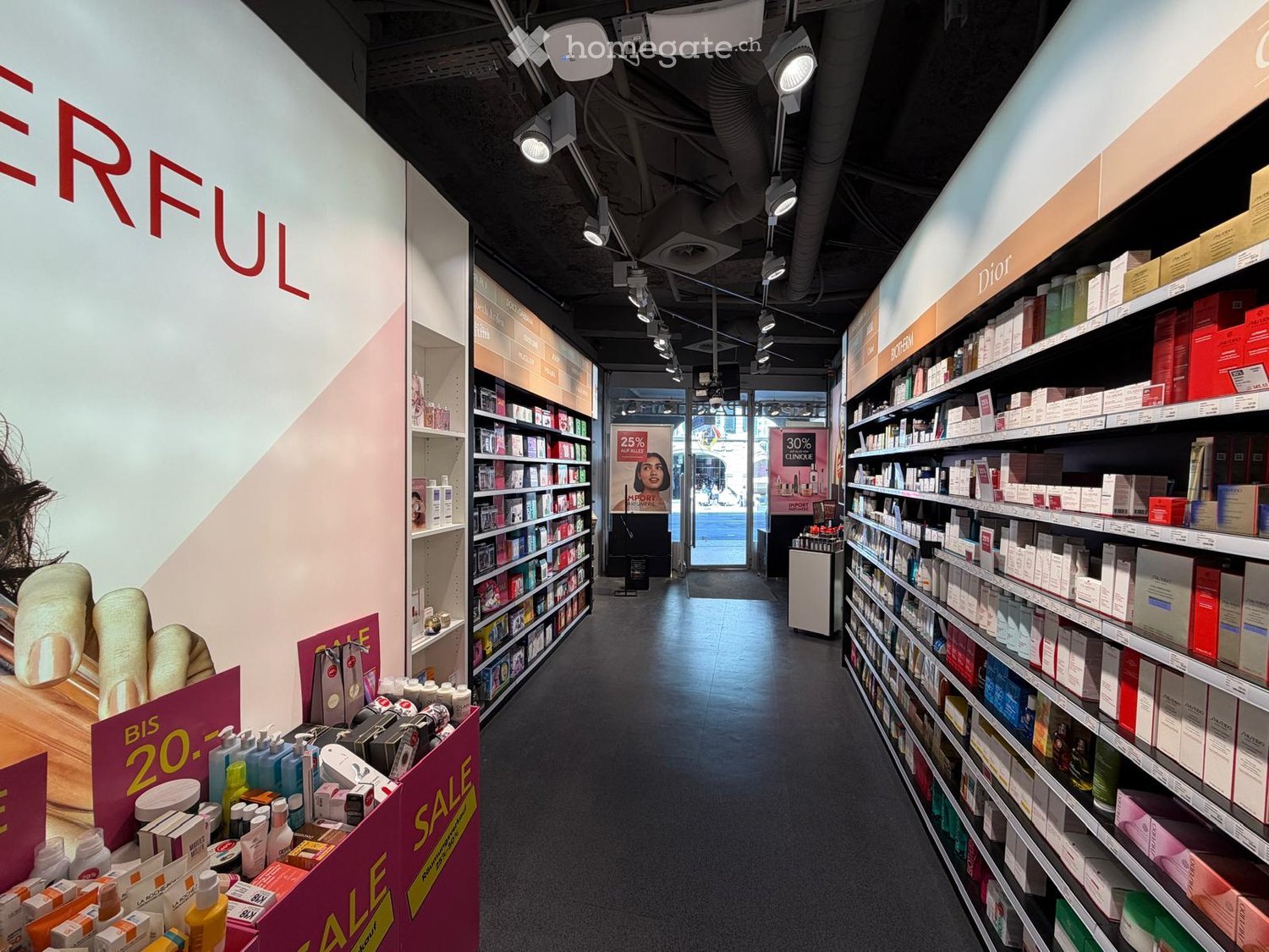 120m² shop