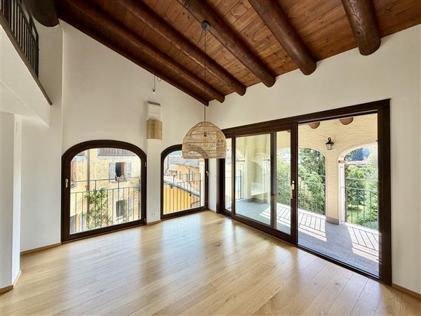 6-Zimmer-Dachwohnung, Foto 3 von 10