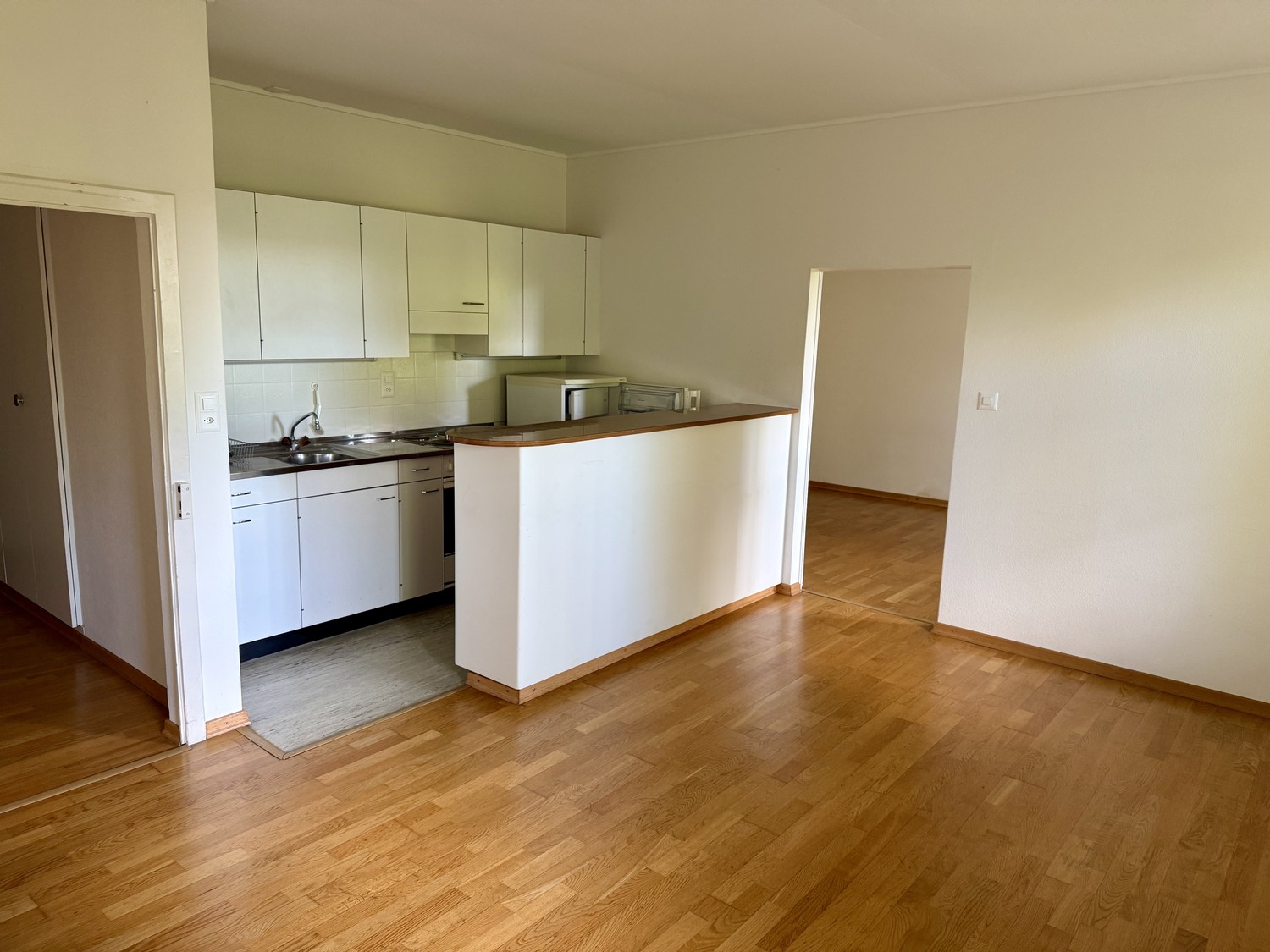 3 rooms apartment, Foto 1 von 10