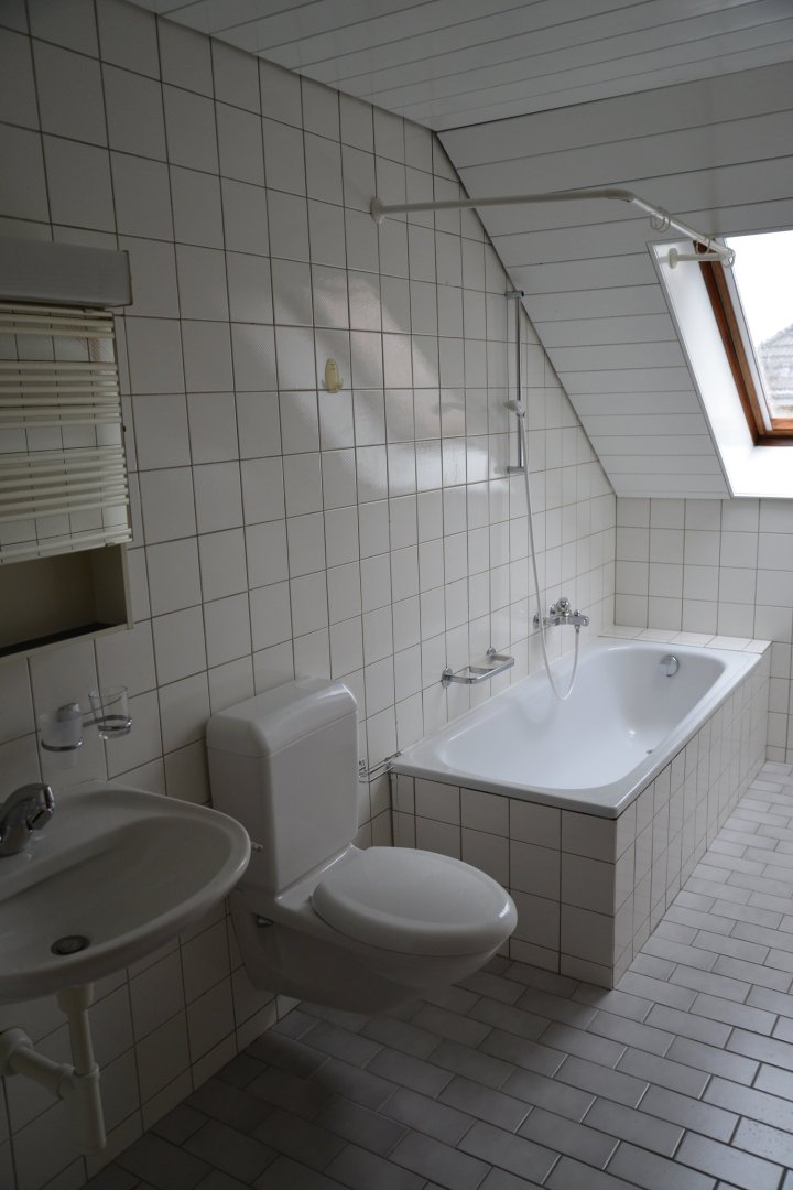 4-Zimmer-Wohnung, Foto 3 von 5