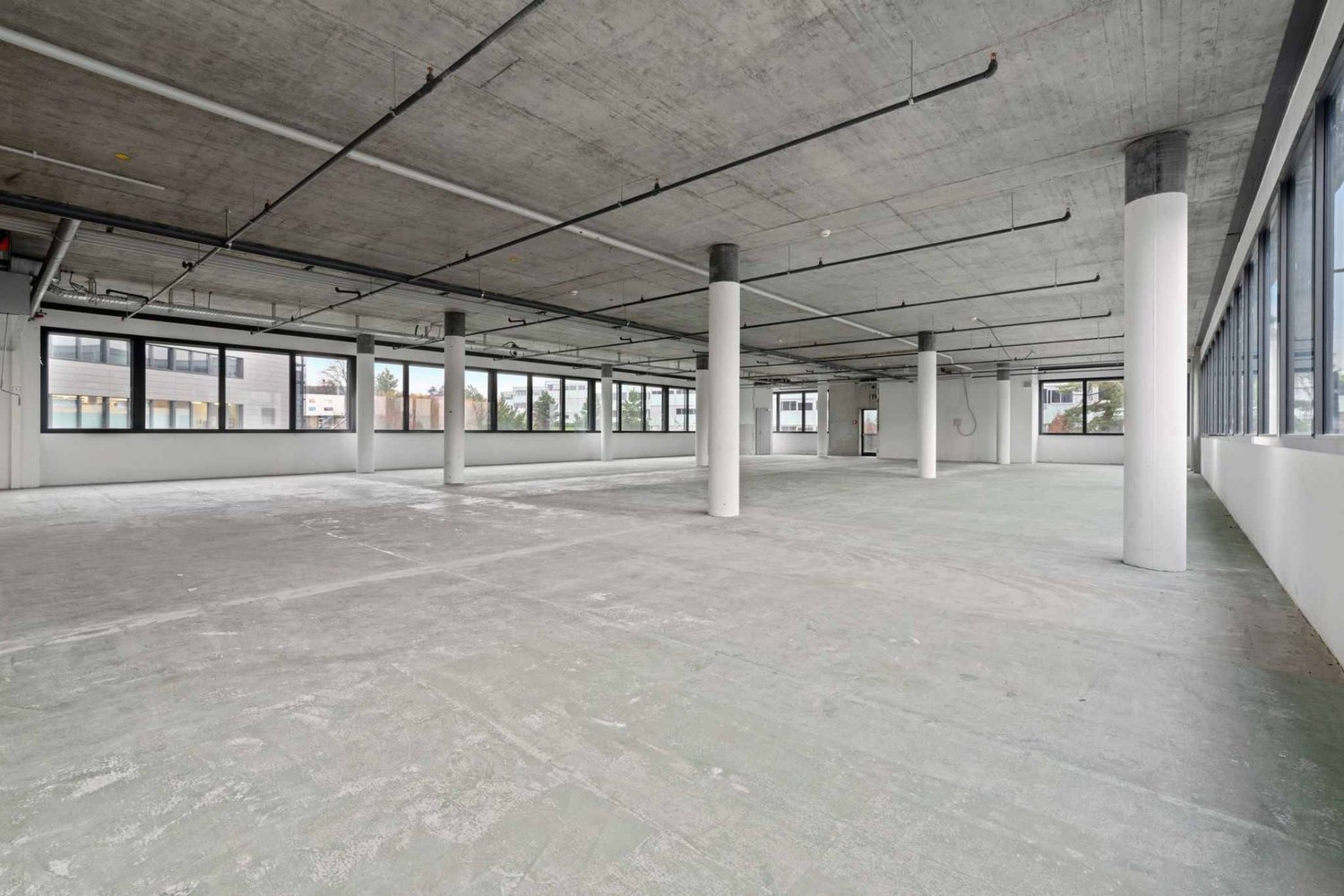 687m² Büro