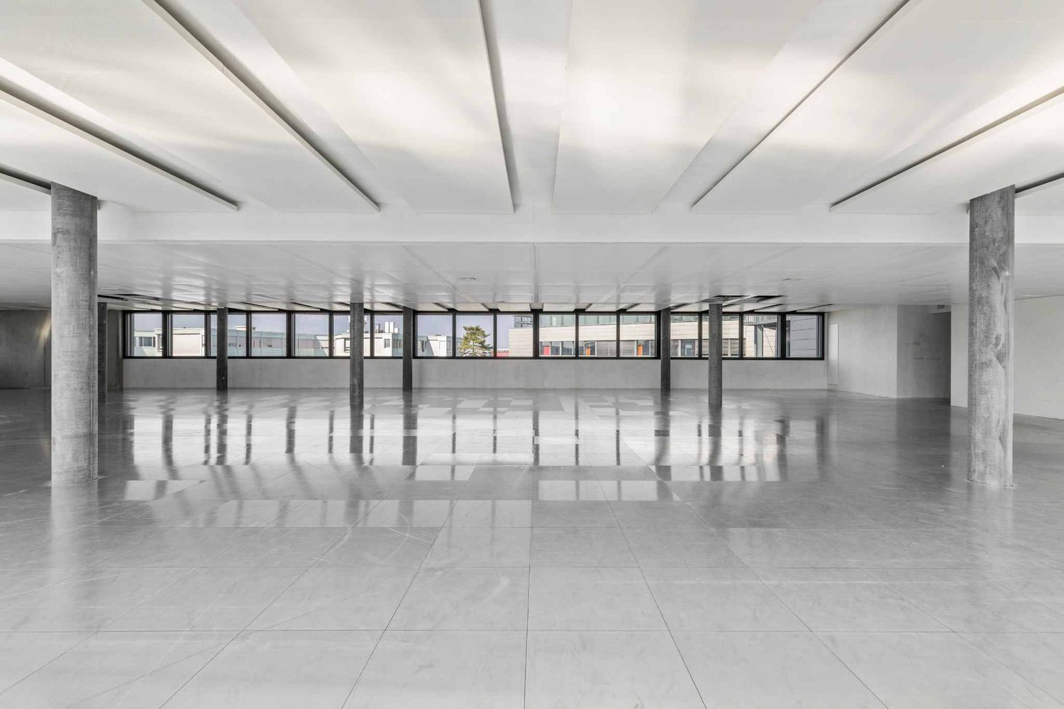 687m² Büro
