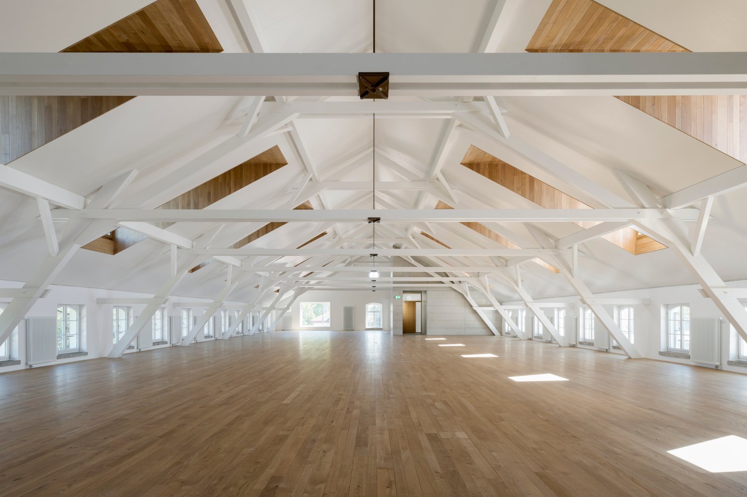 777m² office, Foto 1 von 9