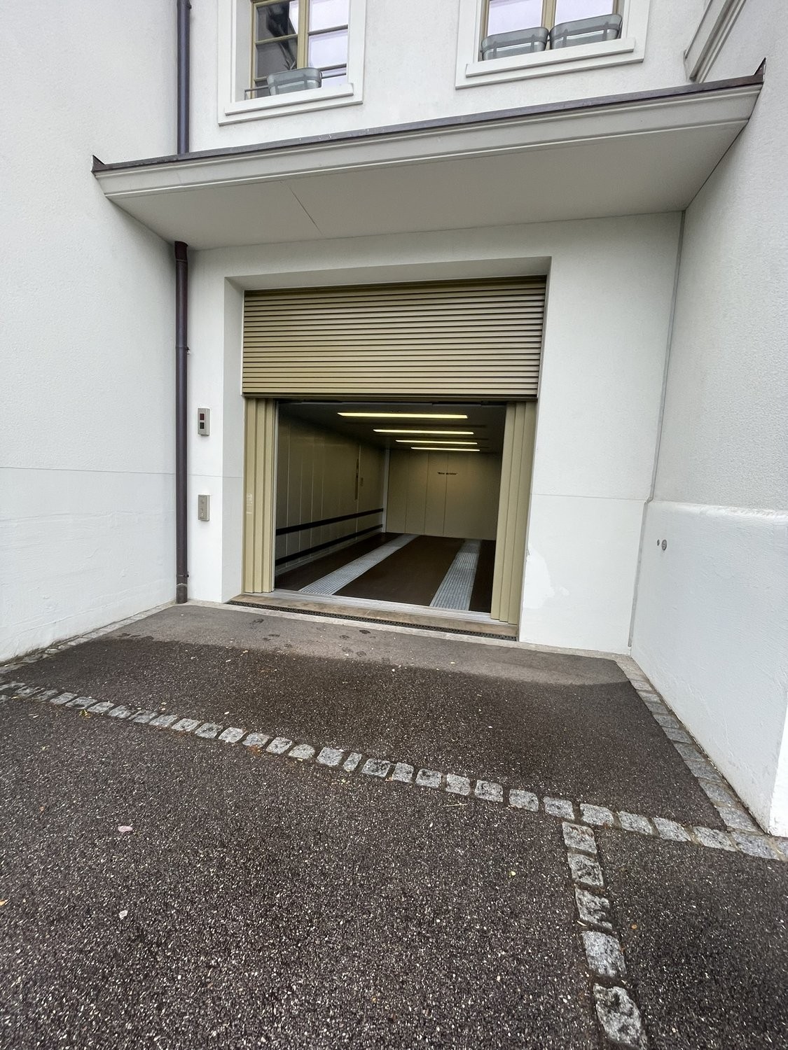 Underground slot, Foto 3 von 3