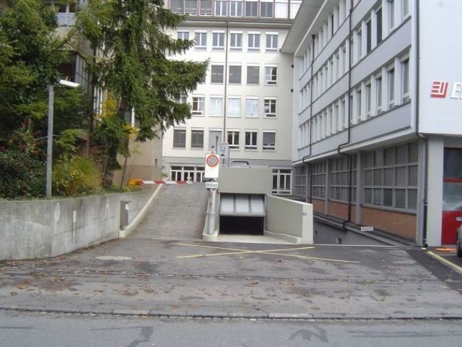 Underground slot, Foto 1 von 5