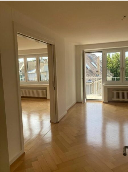 5 rooms apartment, Foto 1 von 8