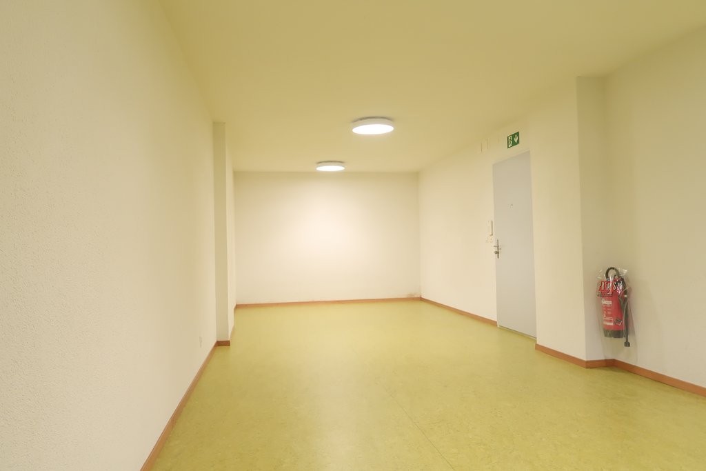 121m² office