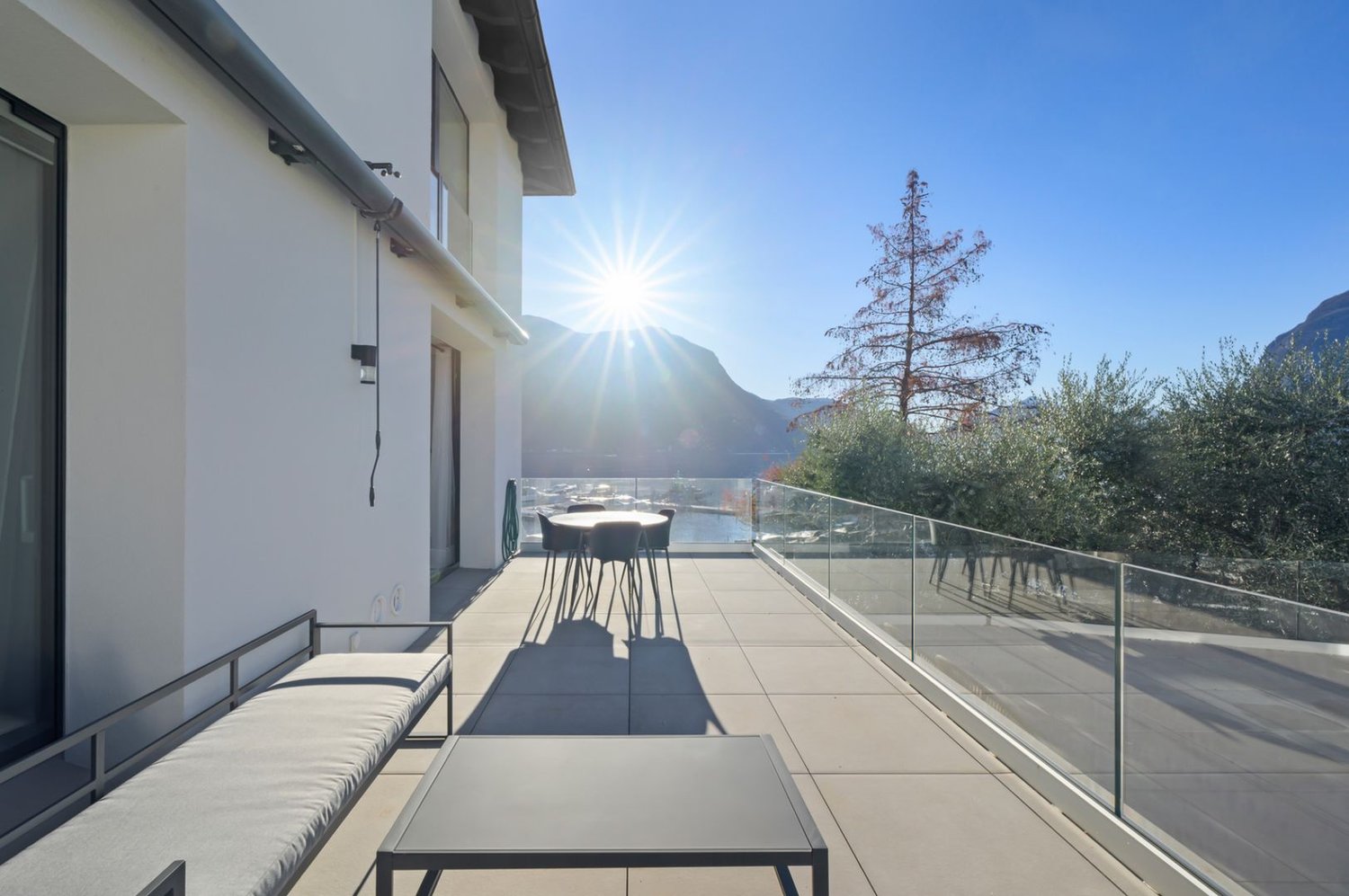 2 Zimmer möblierte Wohnung