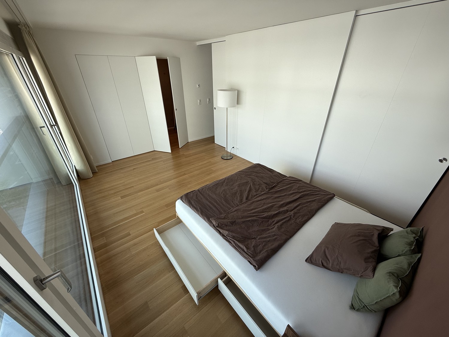 Room in a shared flat, Foto 1 von 10