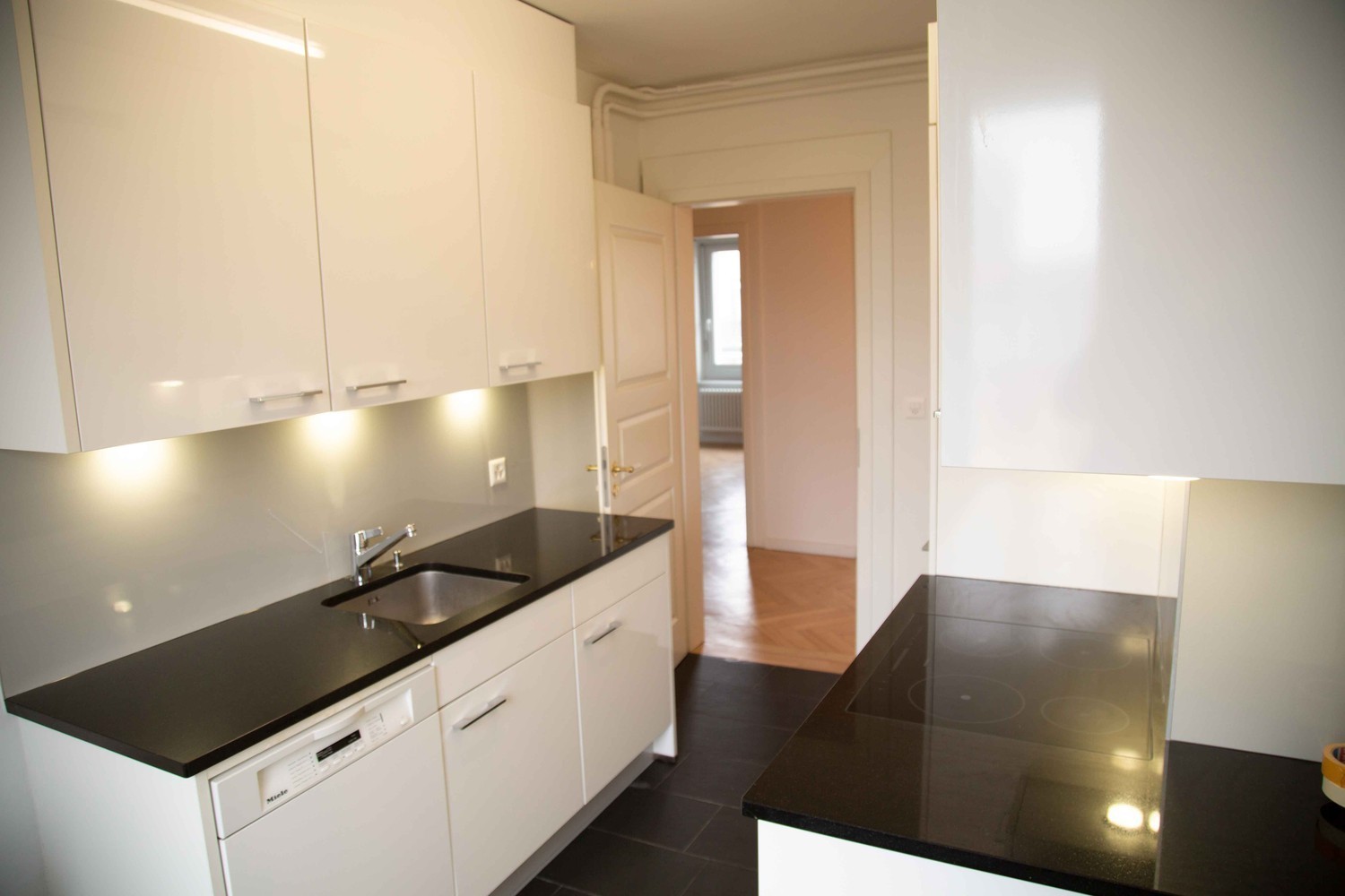 Room in a shared flat, Foto 2 von 2