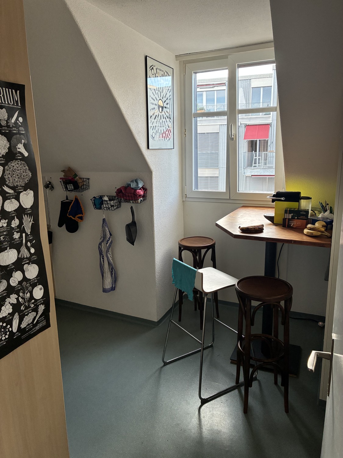 Chambre dans un appartement partagé