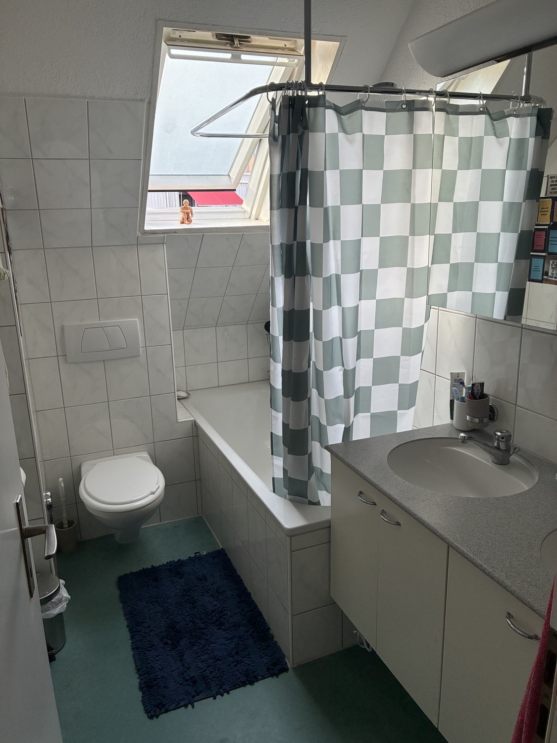 Chambre dans un appartement partagé