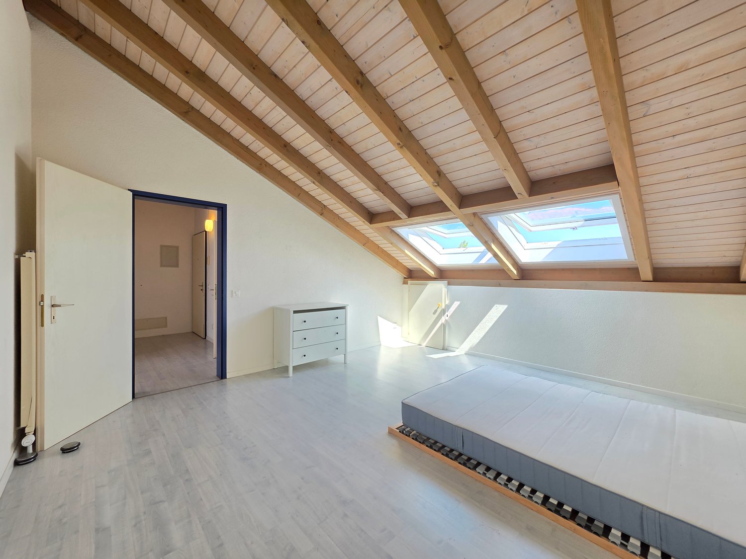 2 ½ room roof flat