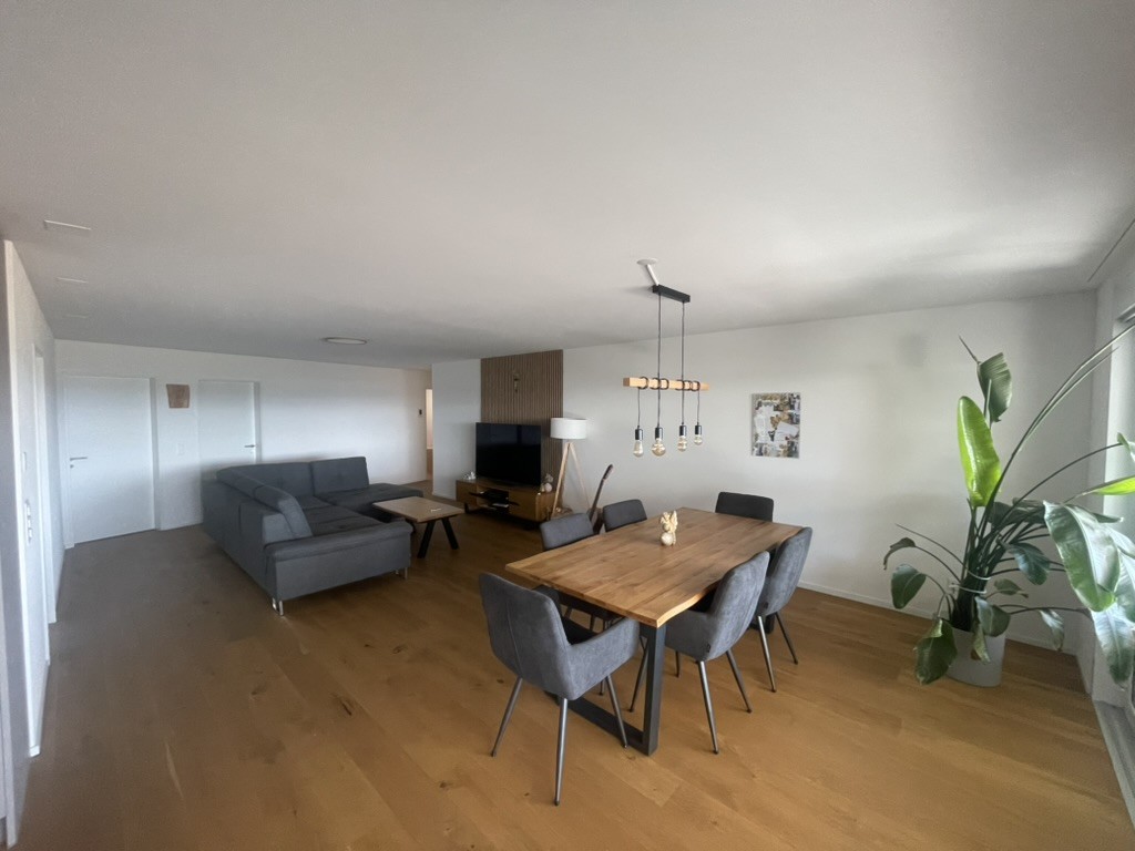 4 ½ rooms apartment, Foto 1 von 10