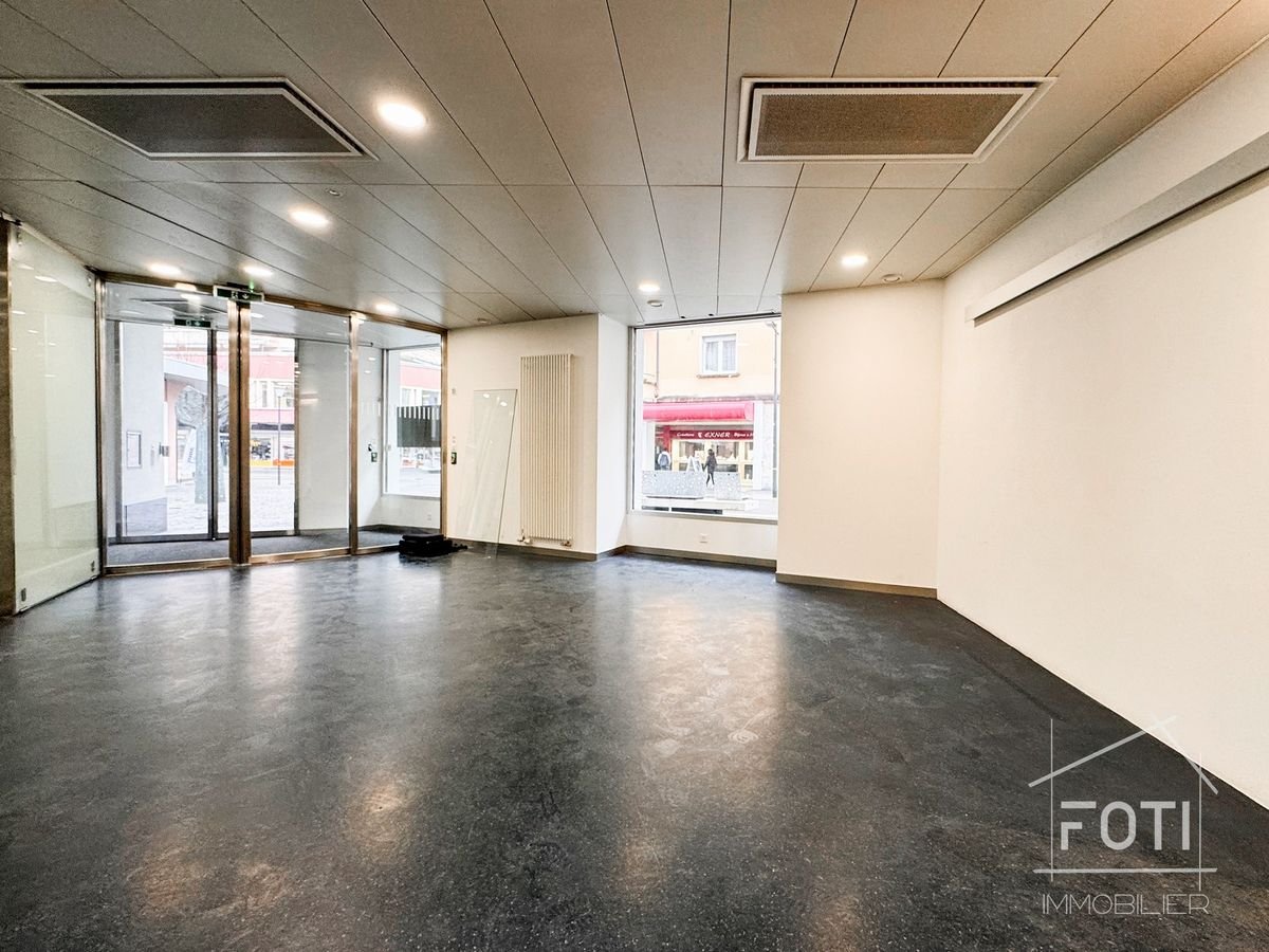 195m² Gewerbe, Foto 3 von 10