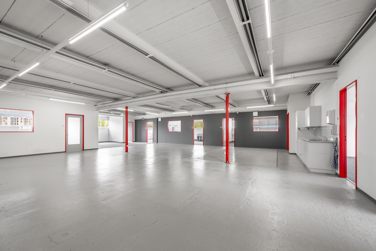 131m² commercial, photo 3 sur 10