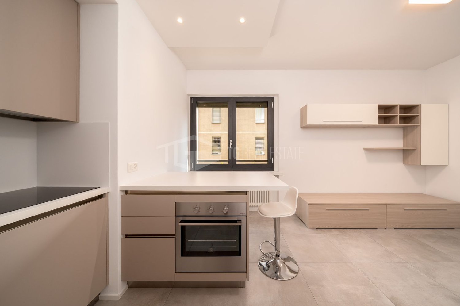2 ½ rooms furnished flat