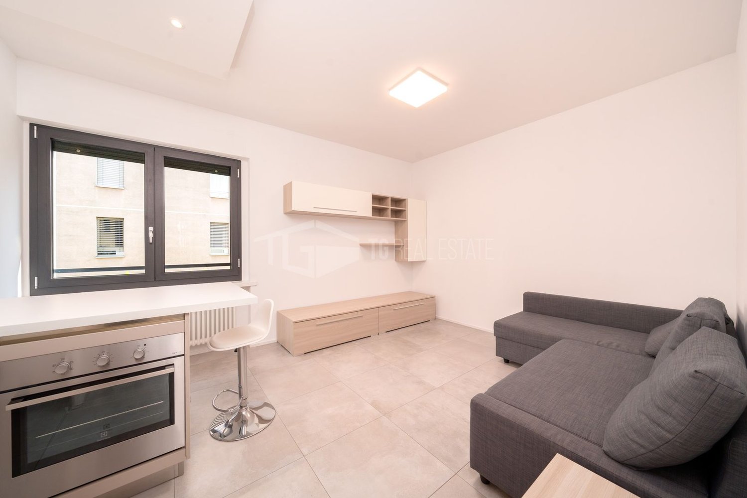 2 ½ rooms furnished flat