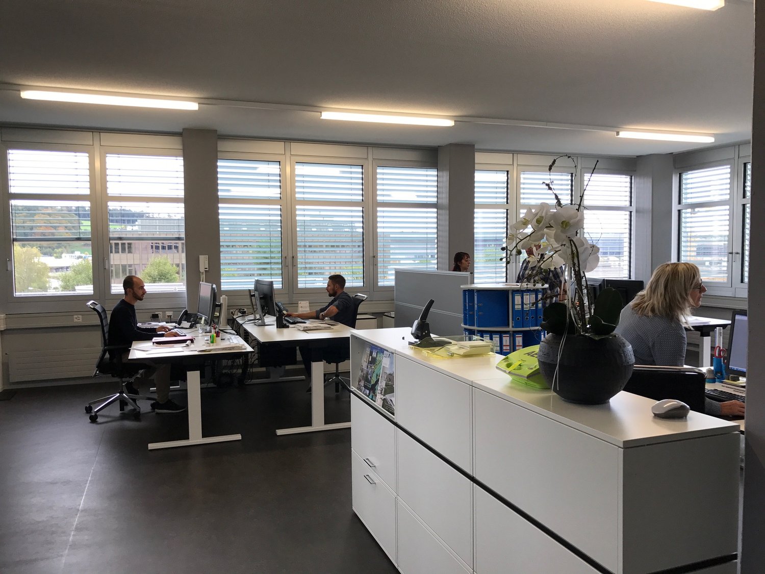 160m² office, photo 3 of 10