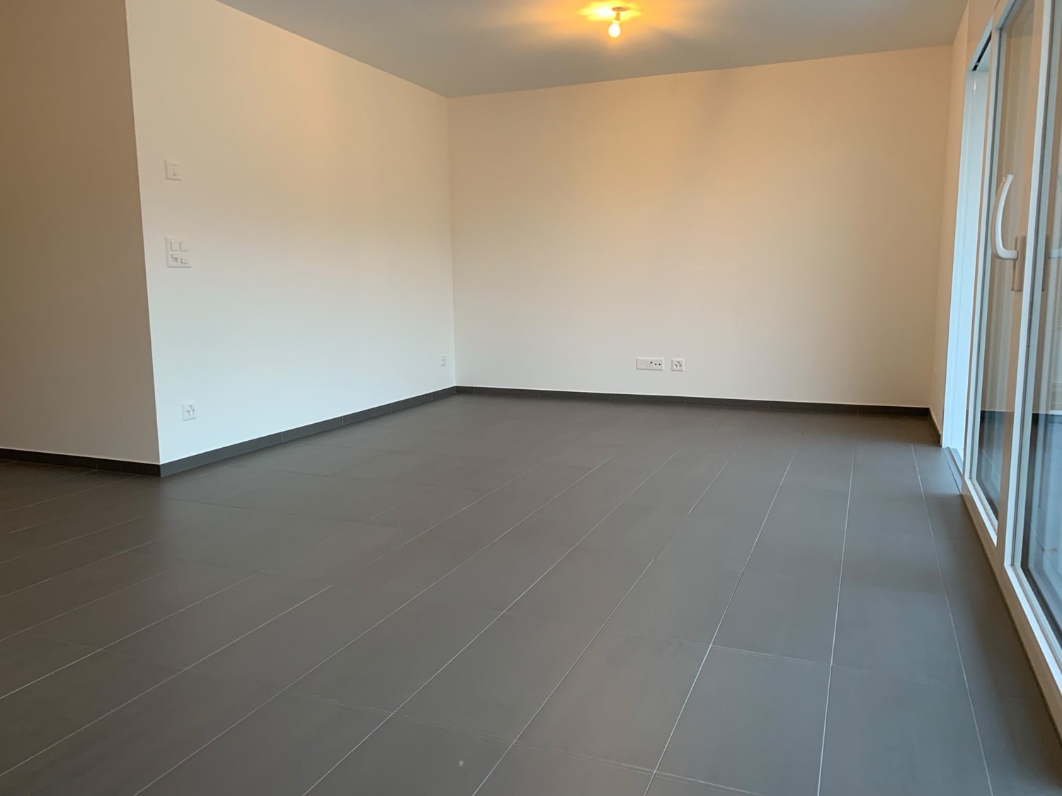 2 ½ Zimmer-Wohnung, Foto 3 von 8