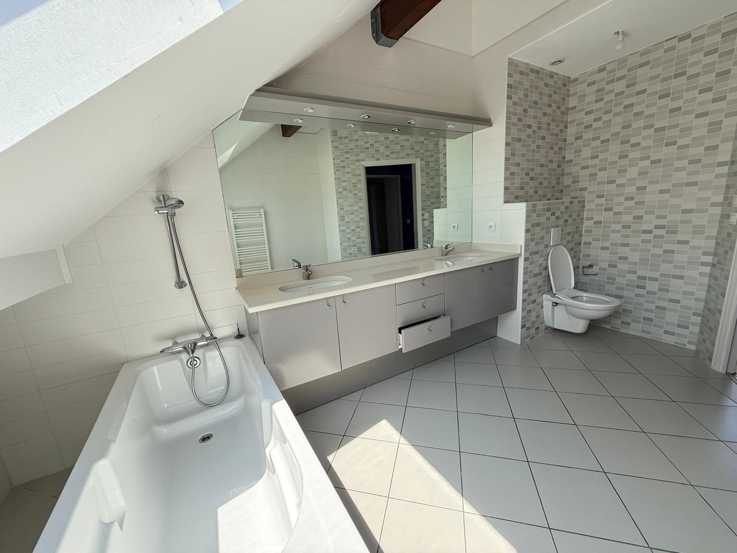 7 Zimmer Duplex, Foto 7 von 10