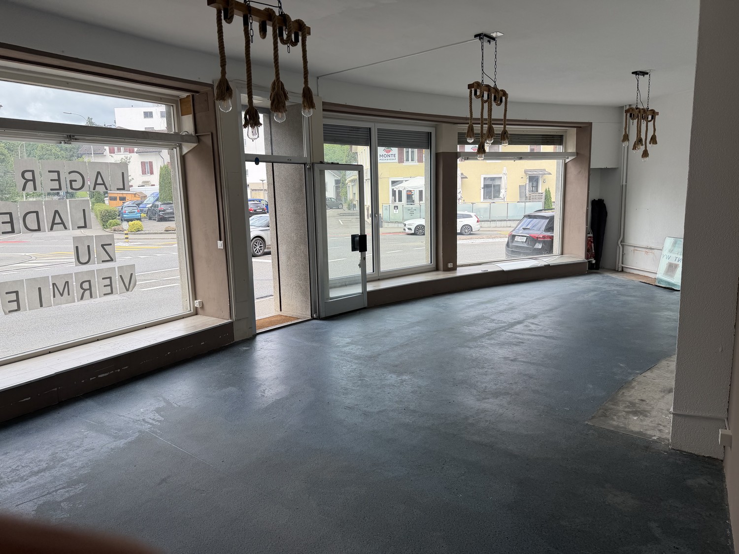 110m² commerciale
