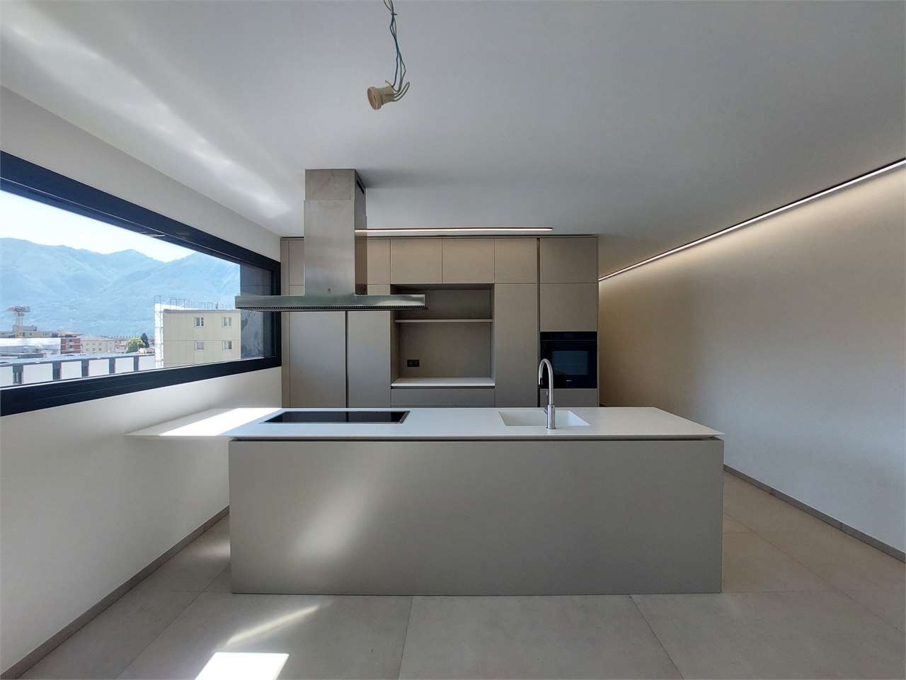 2 ½ Zimmer-Wohnung, Foto 1 von 8