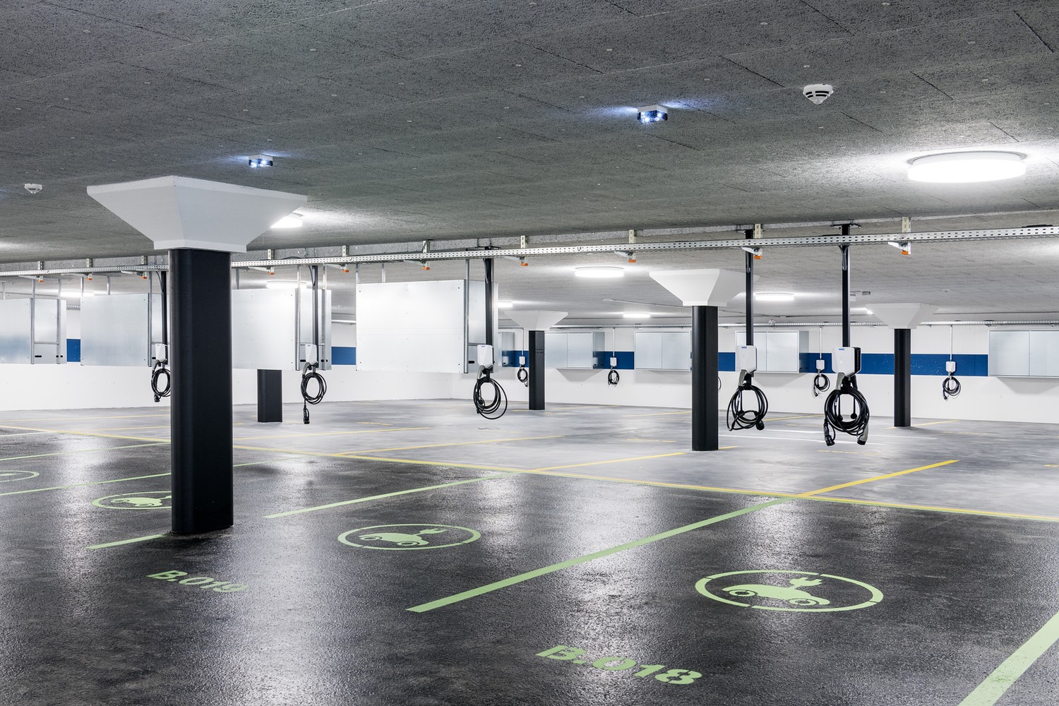 Underground slot