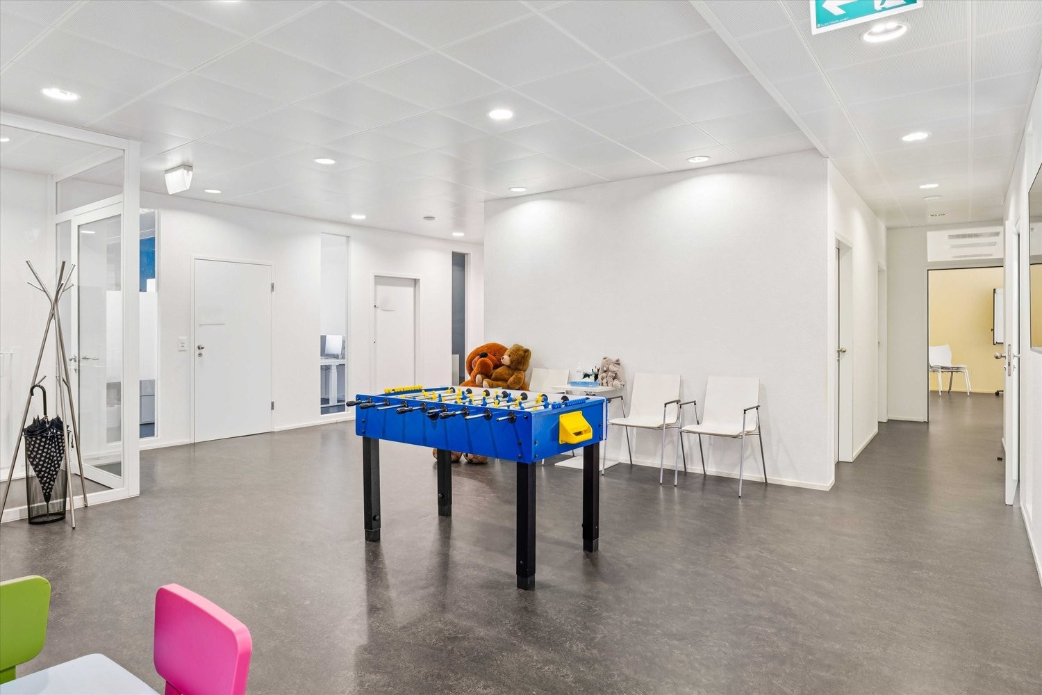 373m² ufficio, foto 6 di 8