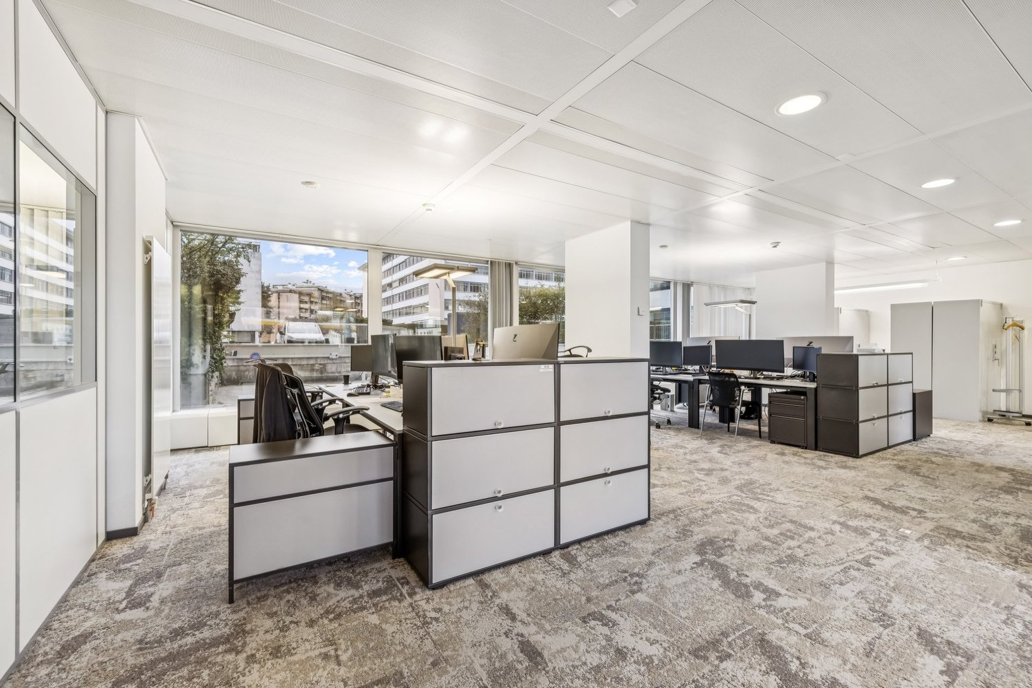 Office, Foto 5 von 10