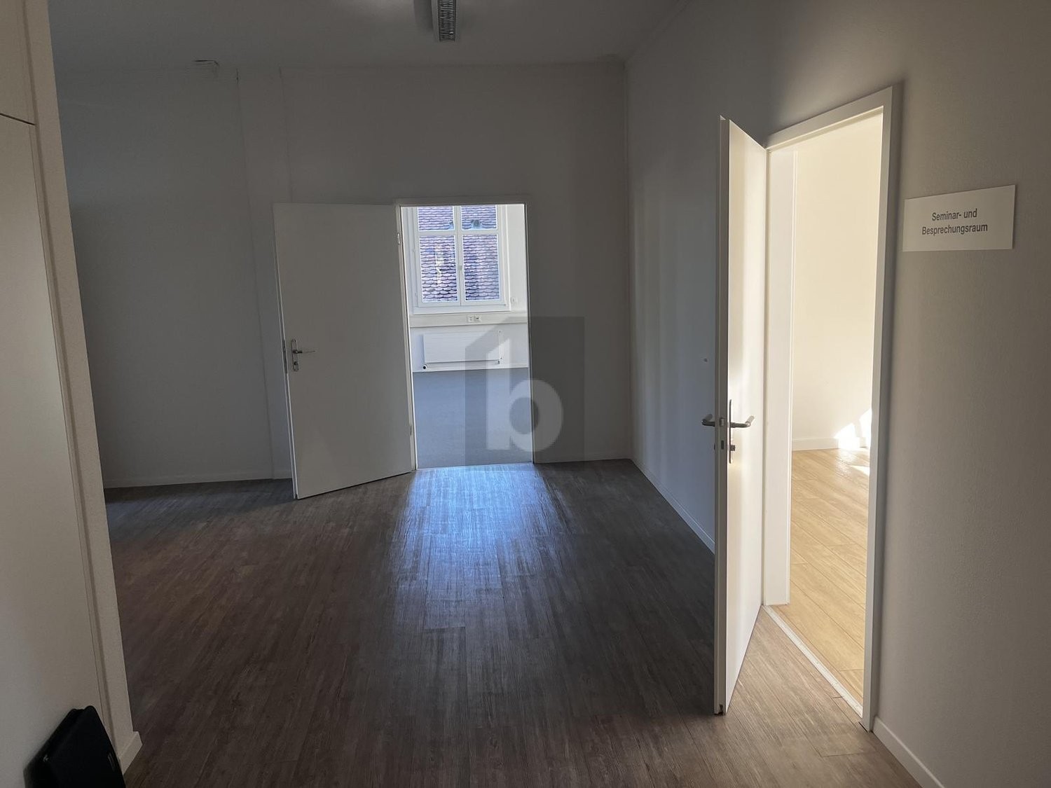 250m² ufficio