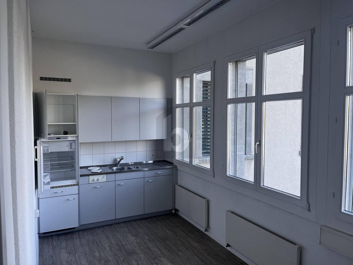 250m² ufficio