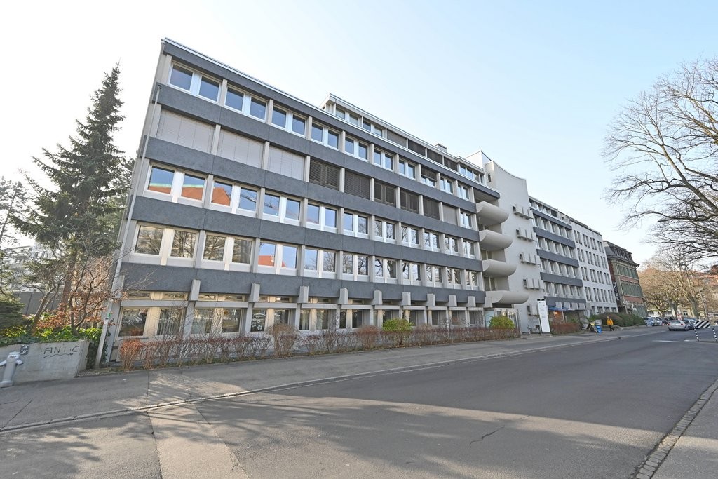 356m² ufficio, foto 1 di 7