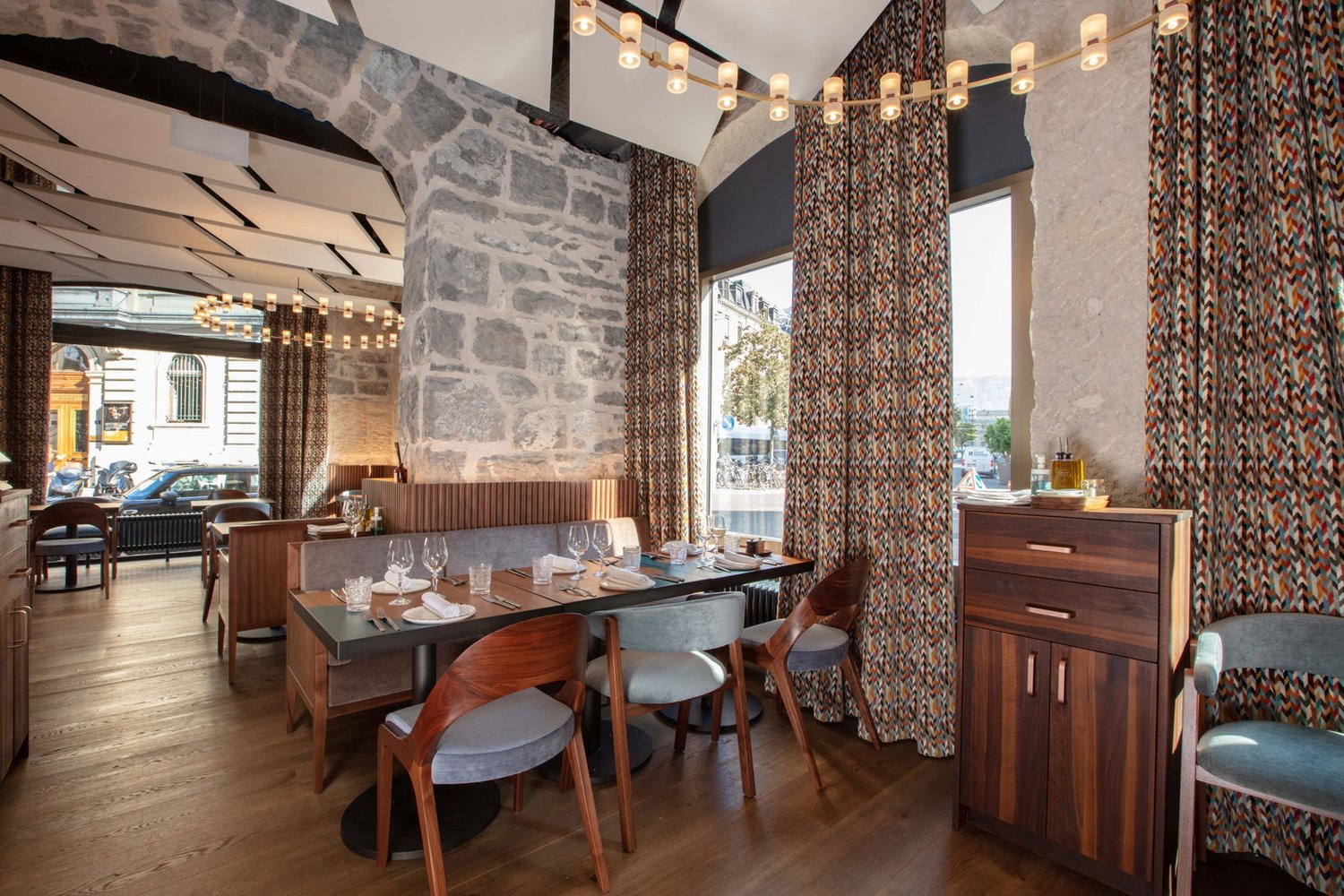 150m² office