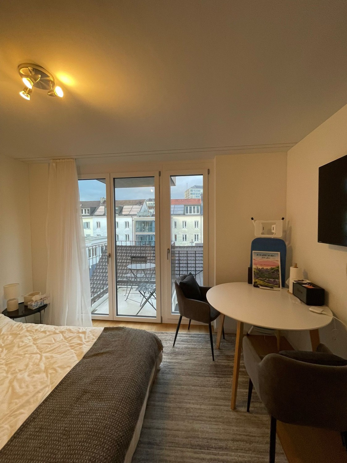 1 room apartment, Foto 2 von 4