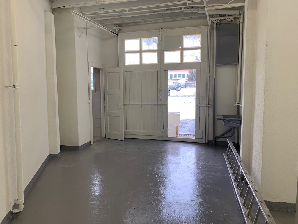 50m² storage room
