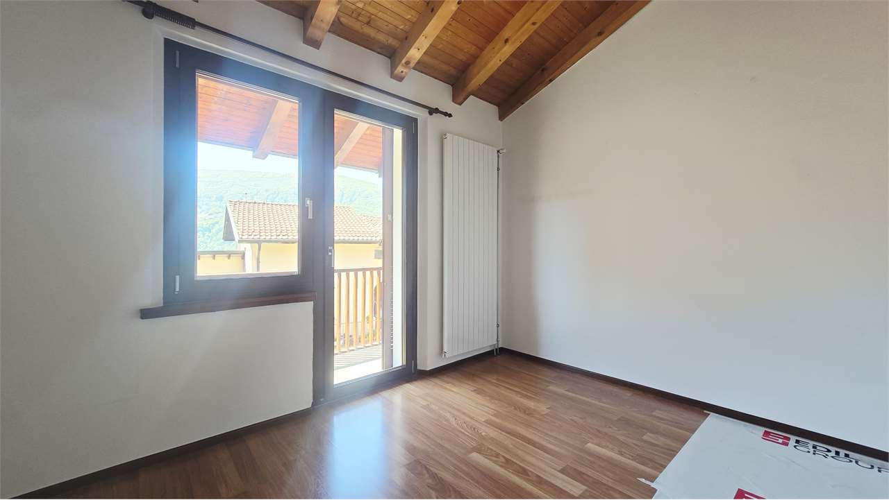 4 ½ Zimmer Einfamilienhaus, Foto 3 von 10